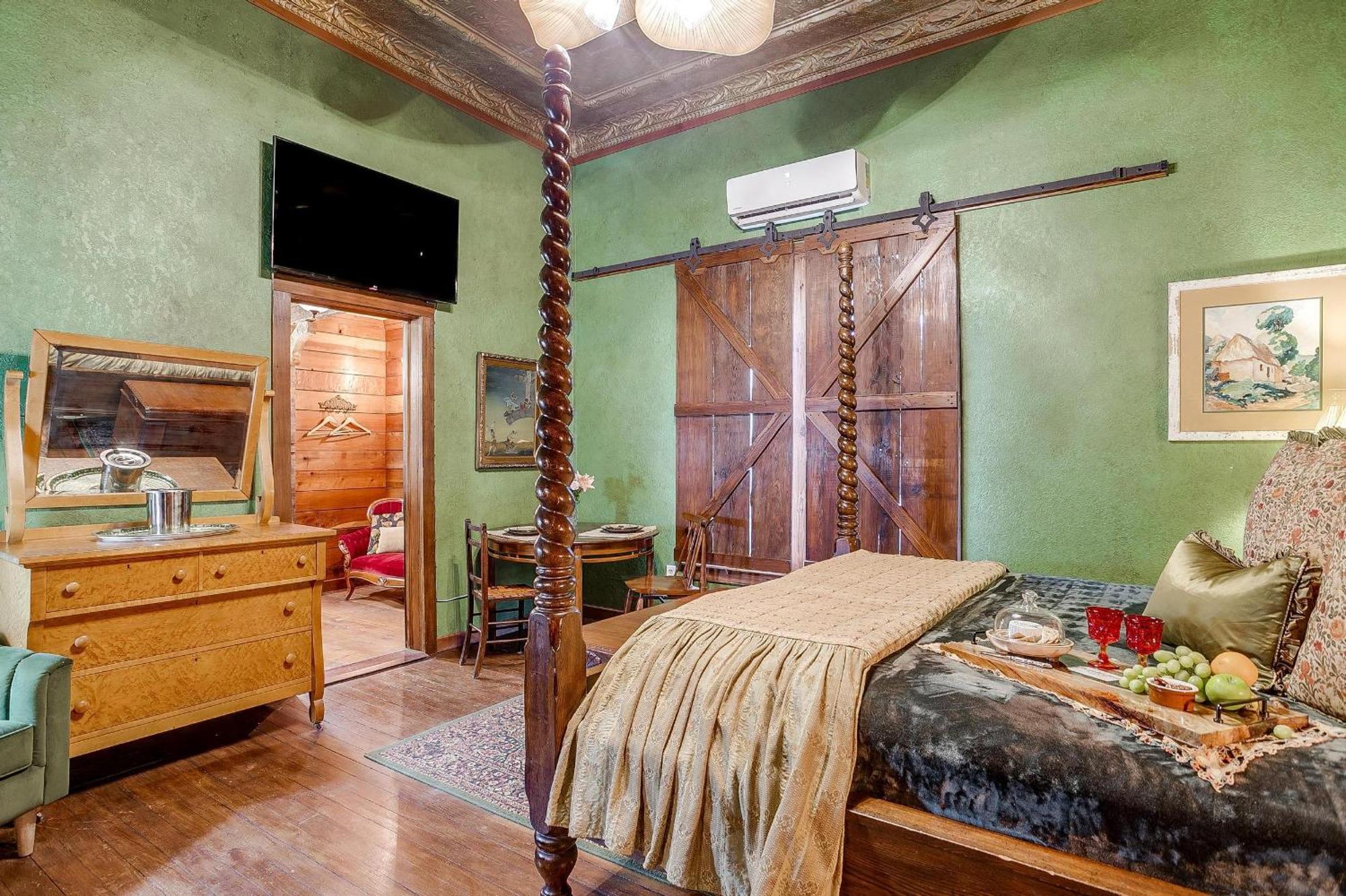 סטיבנוויל The Gallery House Boutique Hotel מראה חיצוני תמונה
